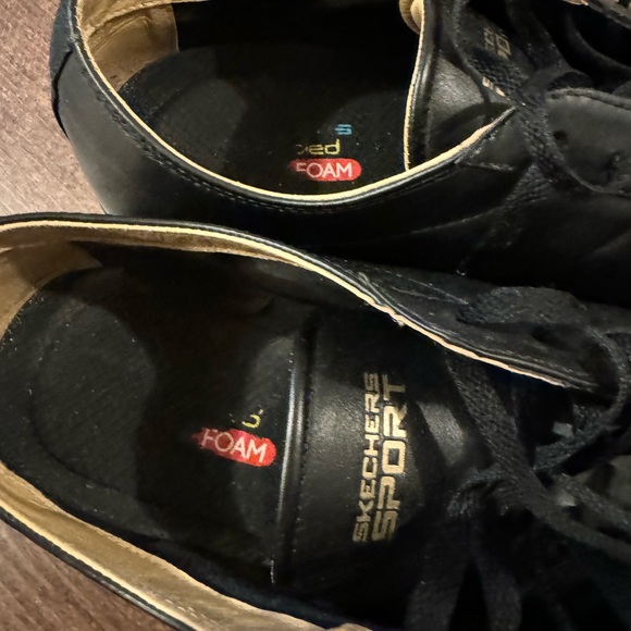 Sketchers size 13 - Picture 4 of 4